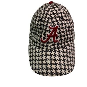 Nike Alabama Crimson Tide Houndstooth Adjustable Hat Mens Black White Red Cap